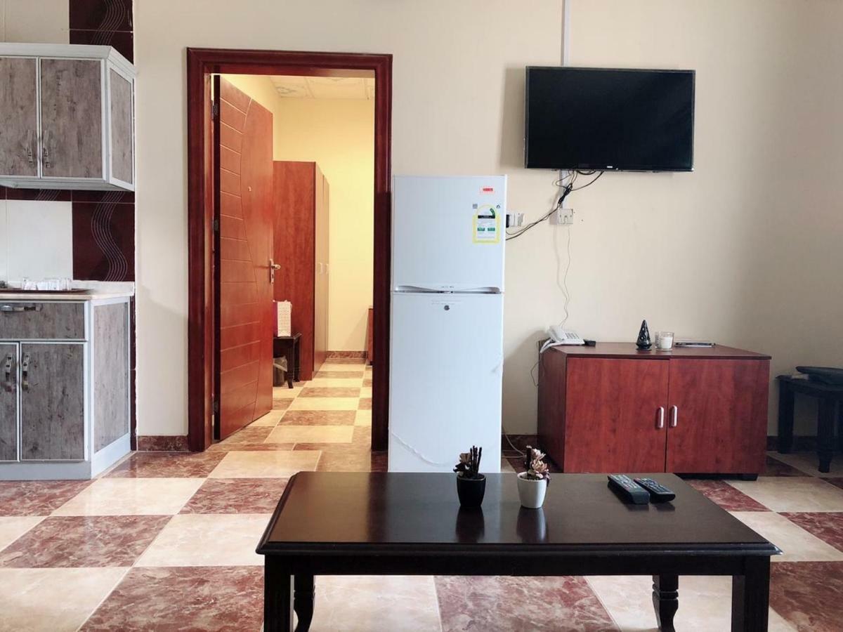 فندق سرو للوحدات السكنية النماص المظهر الخارجي الصورة